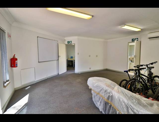 2 BEDROOM HOUSE SOLD IN PRETORIUSPARK